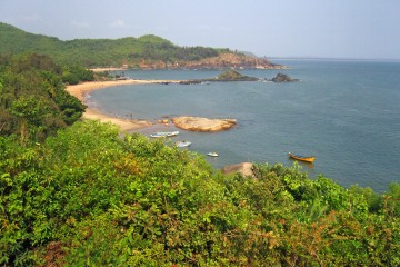 Om Beach. Photo: Axis of eran_CC0-1.0.jpg