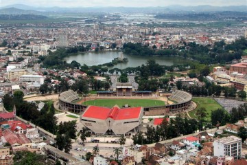 Madagascar-Antananarivo-by Bernard Gagnon-CC BY-SA 3.0 via Wikimedia Commons - 1024 x 698