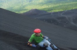 Volcano Boarding Cerro Negro by NicaPlease CC0 via Commons - 1024 x 768