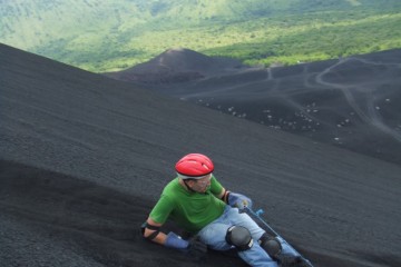 Volcano Boarding Cerro Negro by NicaPlease CC0 via Commons - 1024 x 768