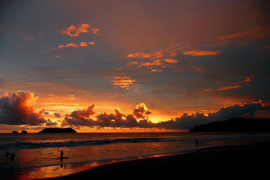 Sunset at Manuel Antonio. Photo: DonMezzi via Wikimedia Commons 