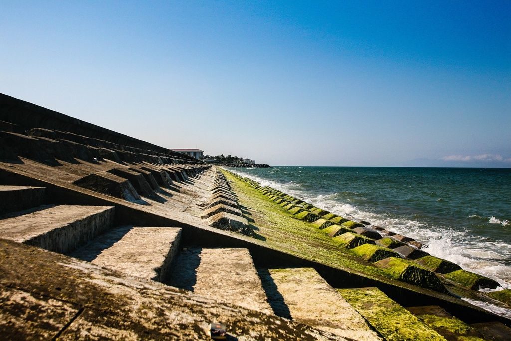 cua dai beach vietnam
