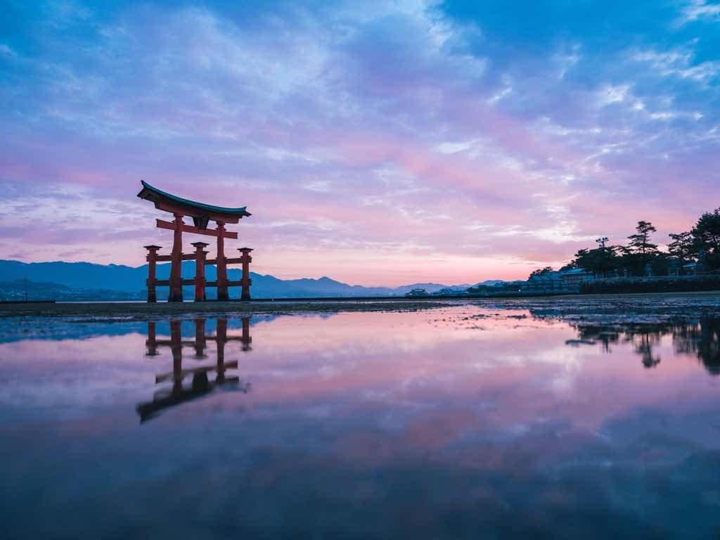 Floating torii gate, Itsukushima Shrine, Hiroshima Prefecture, Setouchi Region, Japan